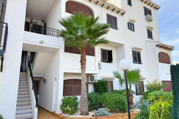 Edificio en Cabo Roig, Orihuela Costa